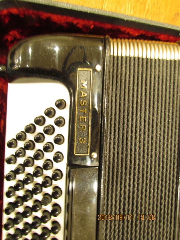 Abco Master 3 Accordian 5