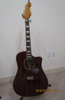 Fender Kingman Acoustic Guitar 1